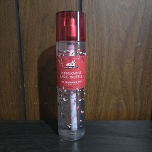 Bath & Body Works Peppermint Bark Truffle Fragrance Mist - Red and White